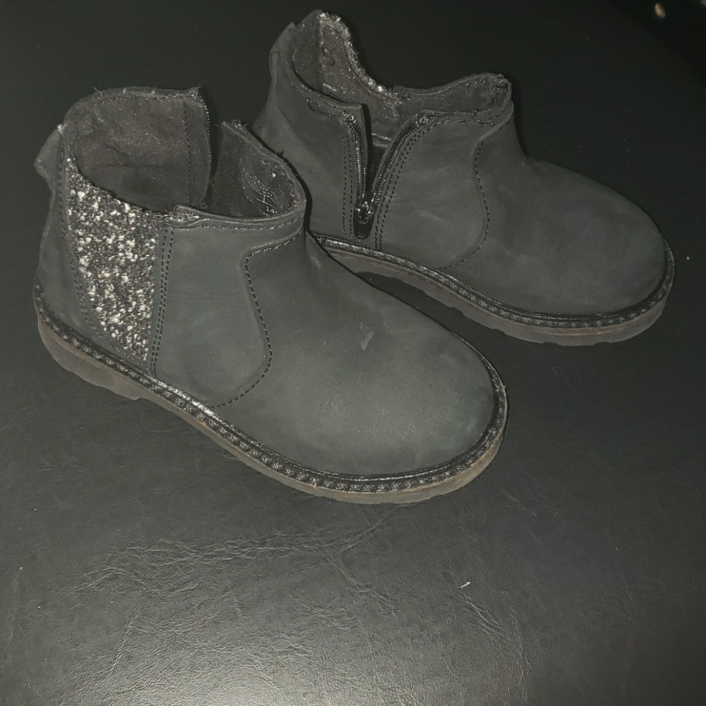 Toddler Boys Zara Boots. Black, size 6.5